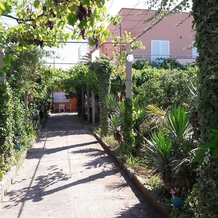 Amalia - Two Bedroom With Terrace