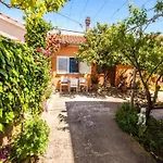 Amalia - Two Bedroom With Terrace Apartament
