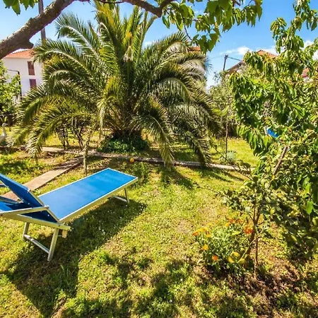 Amalia - Two Bedroom With Terrace Daire