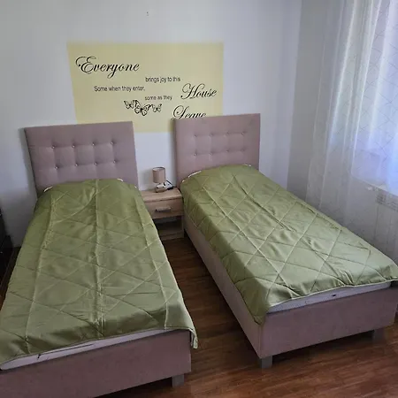 Amalia - Two Bedroom With Terrace Appartamento