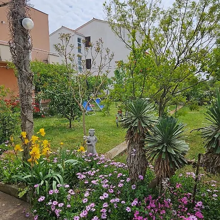 Amalia - Two Bedroom With Terrace Zara